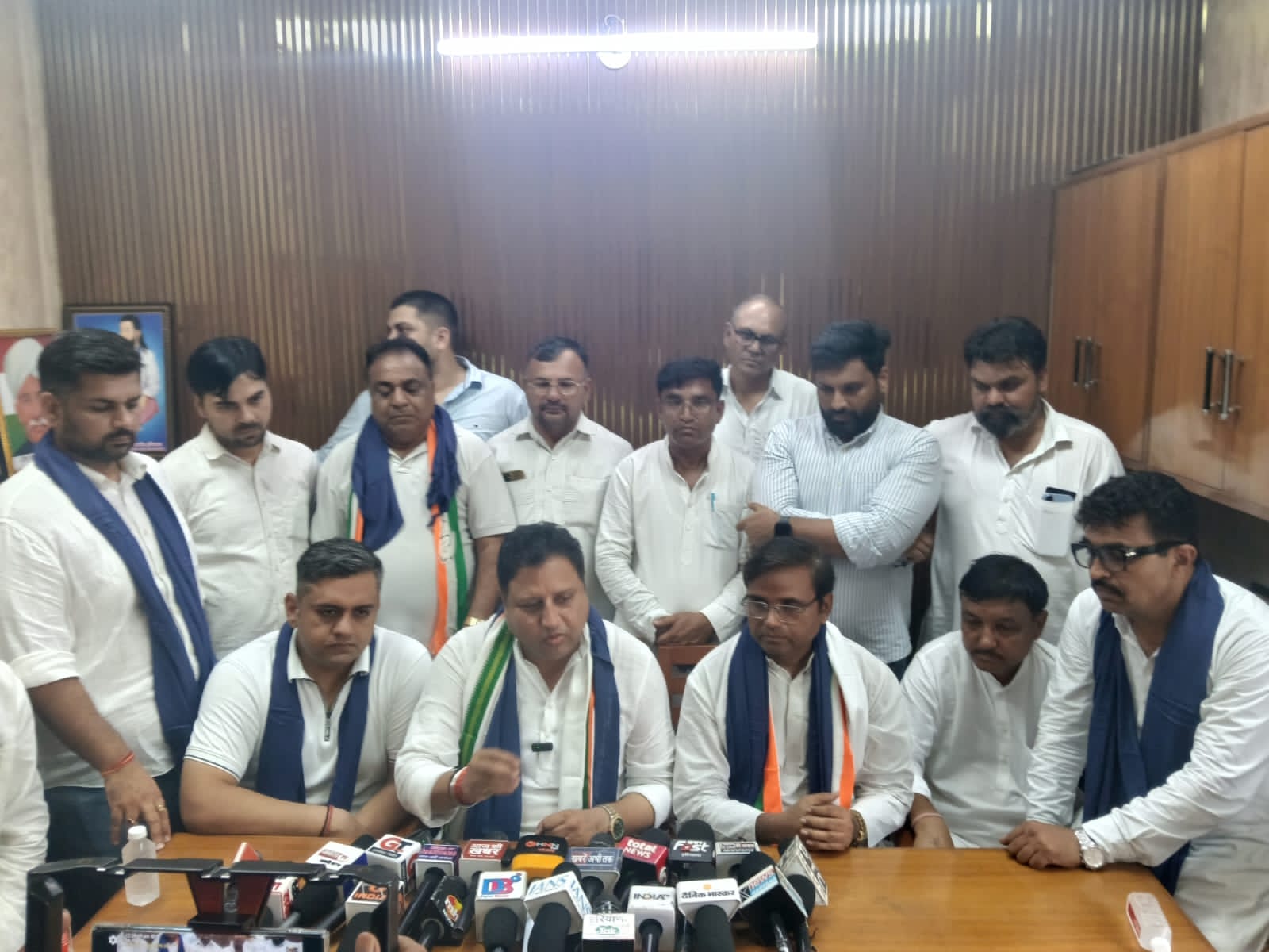युवा न्याय की लड़ाई सड़क से संसद तक लड़ेगी कांग्रेस, छात्रों की आवाज़ दबाने नहीं देंगे : सांसद कुलदीप इंदौरा